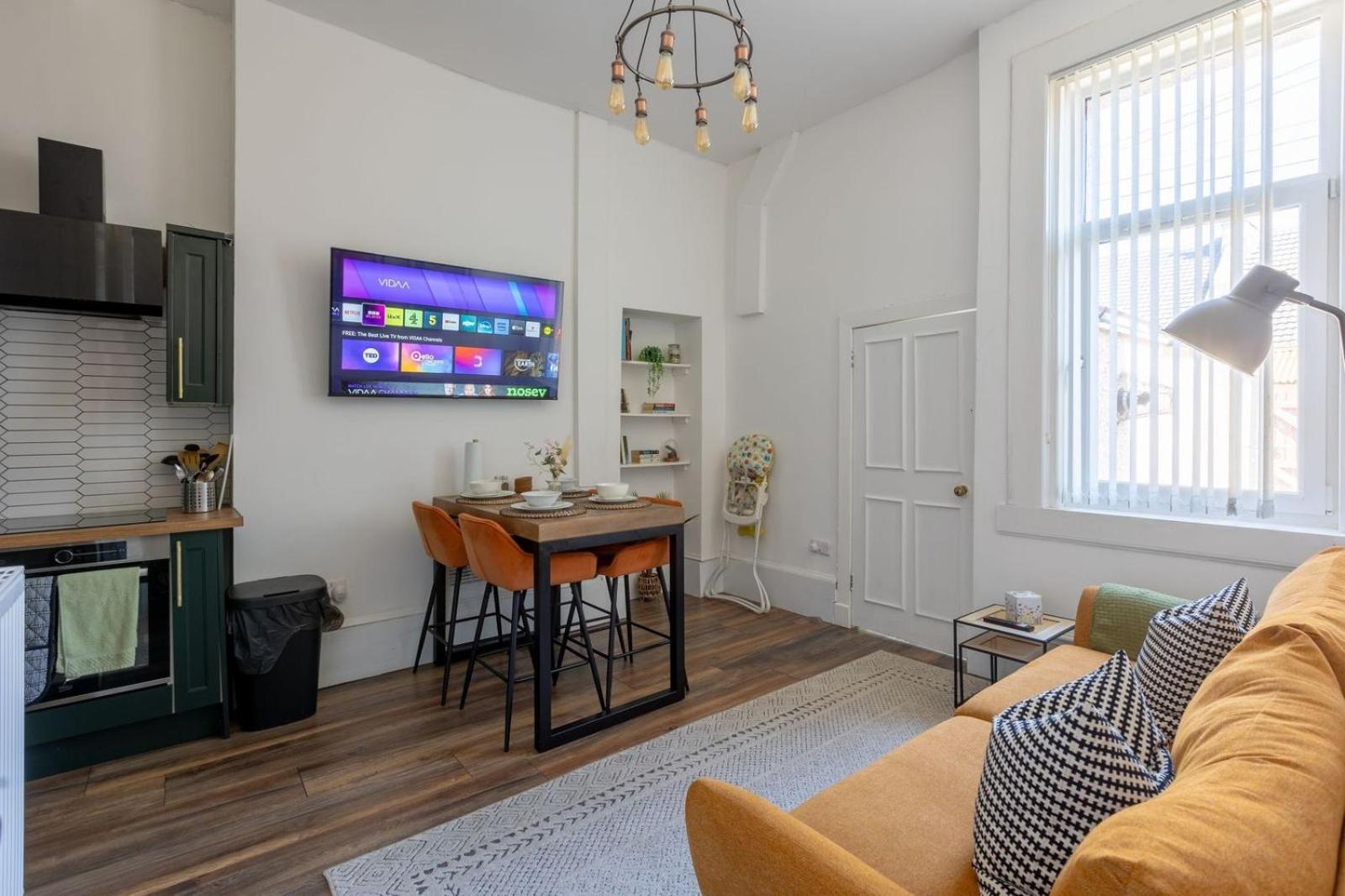 Spacious 3 Bedroom Home In Glasgow - Free Parking Exterior foto